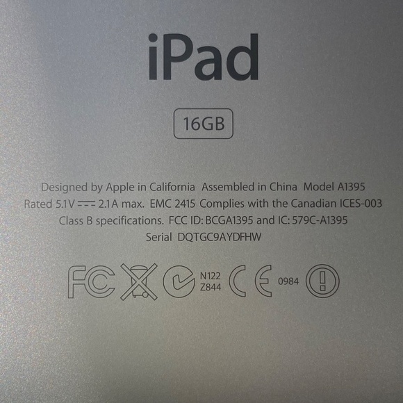 Apple iPad 2 A1395 9.7 Inch Silver Dual Core 16 GB Touchscreen Wi-Fi Tab… - Picture 3 of 6